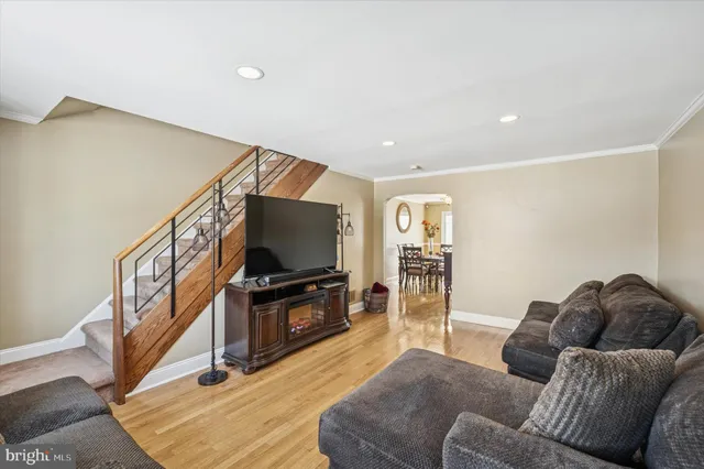 $255,000 | 2262 Dermond Avenue, Upper Darby, PA 19082
