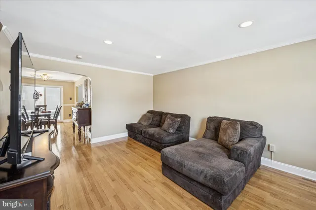 $255,000 | 2262 Dermond Avenue, Upper Darby, PA 19082