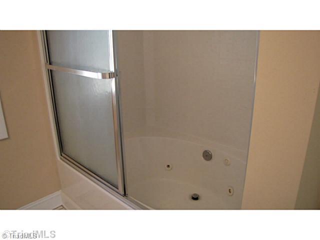 209 Cushman Road Sedalia, NC 27249 - Photo 8 of 13 Master Bath/Spa.
