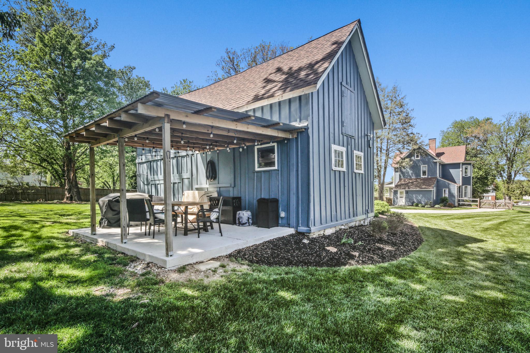 115 Nicodemus Road Reisterstown, MD 21136 - Photo 48 of 56 Private back patio