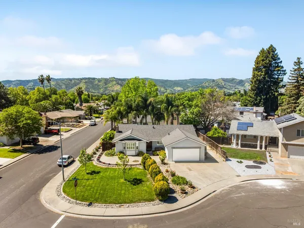 $3,350,000 | 436 Corte Lagos, Vacaville, CA 95688
