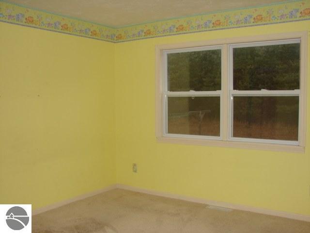 5524 North 31 Road Manton, MI 49663 - Photo 5 of 8 1688224-4.JPG
