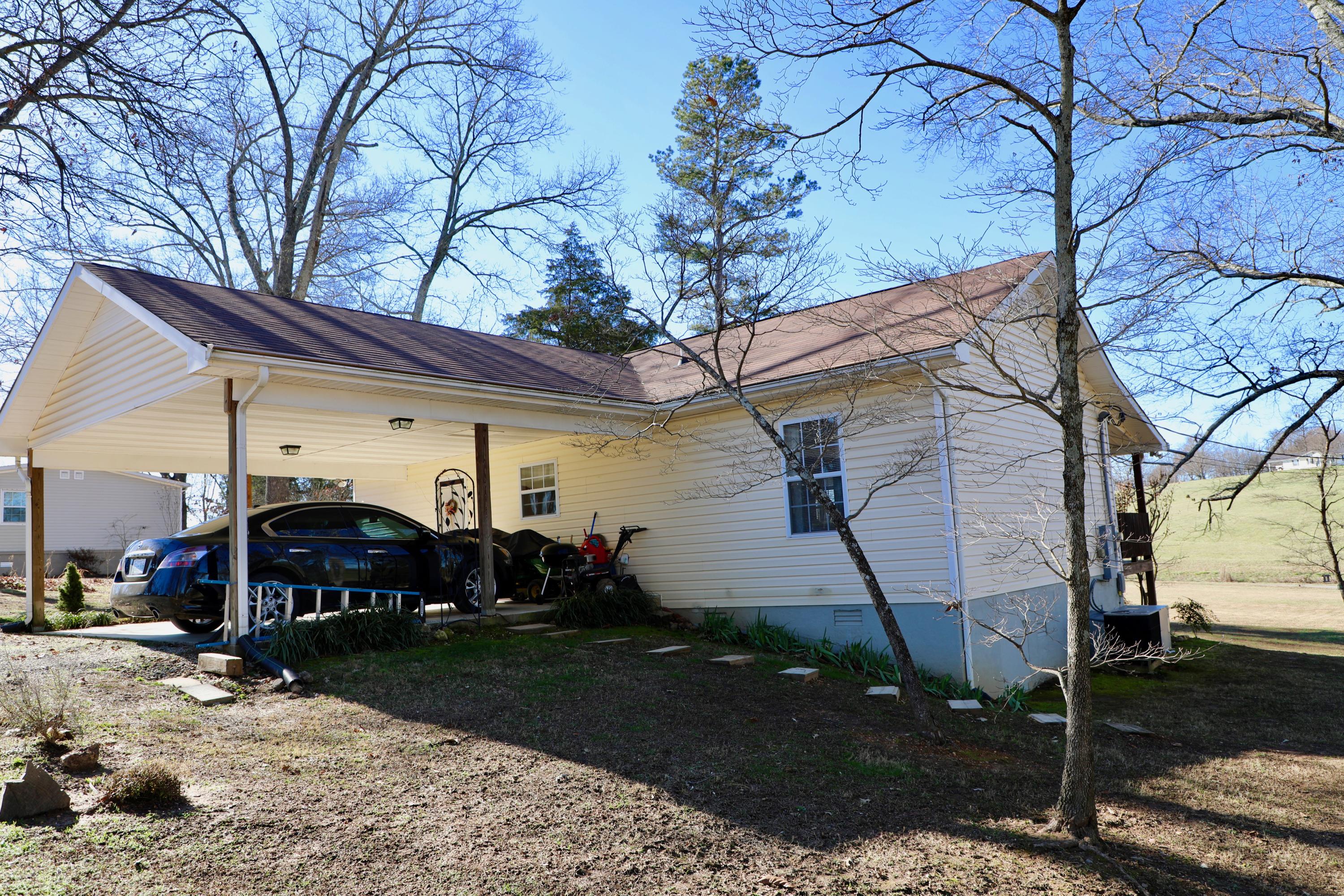 460 Sunnyside Road Sweetwater, TN 37874 - Photo 3 of 38 0Q1A0809