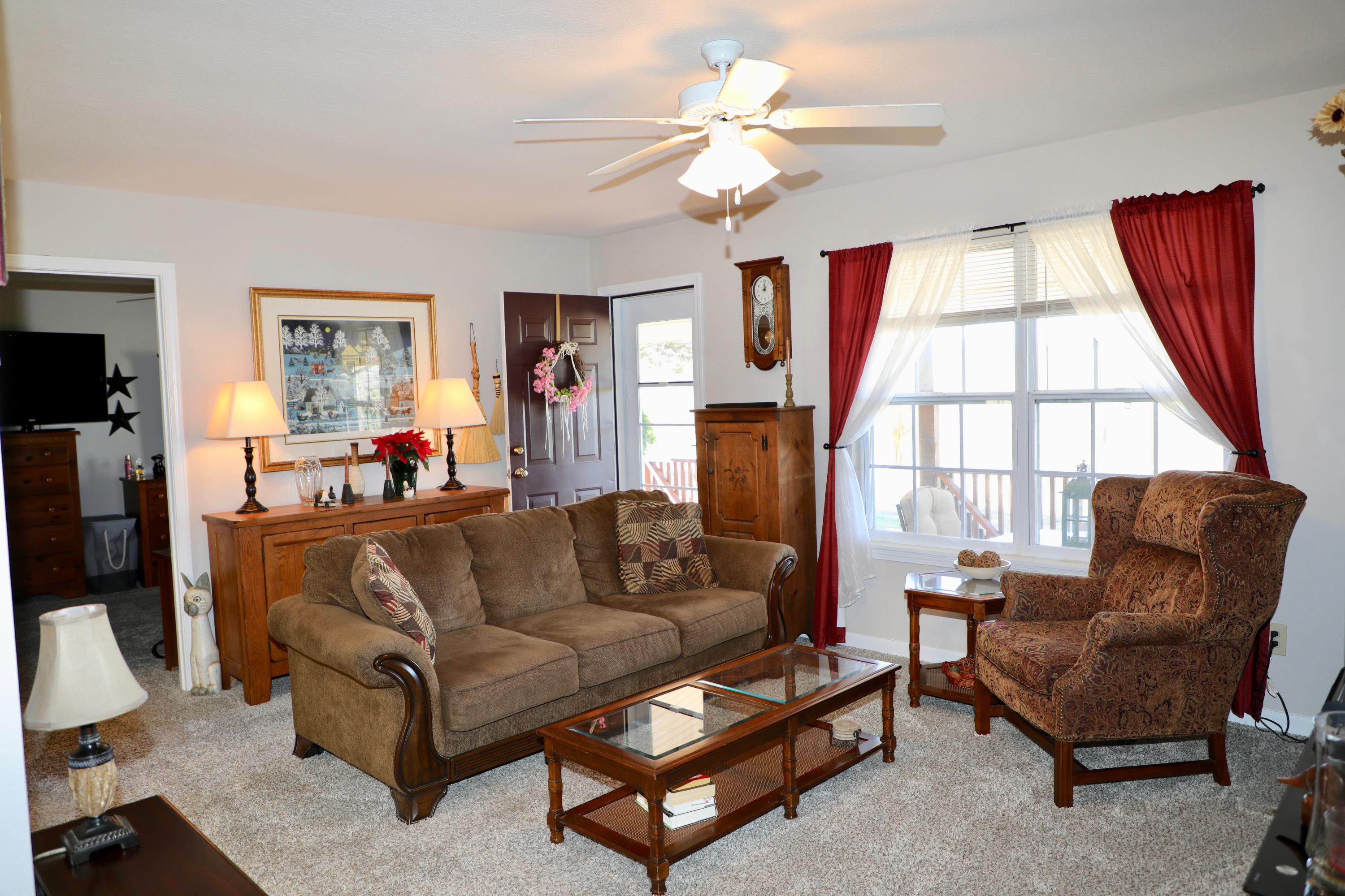 460 Sunnyside Road Sweetwater, TN 37874 - Photo 7 of 38 0Q1A0751