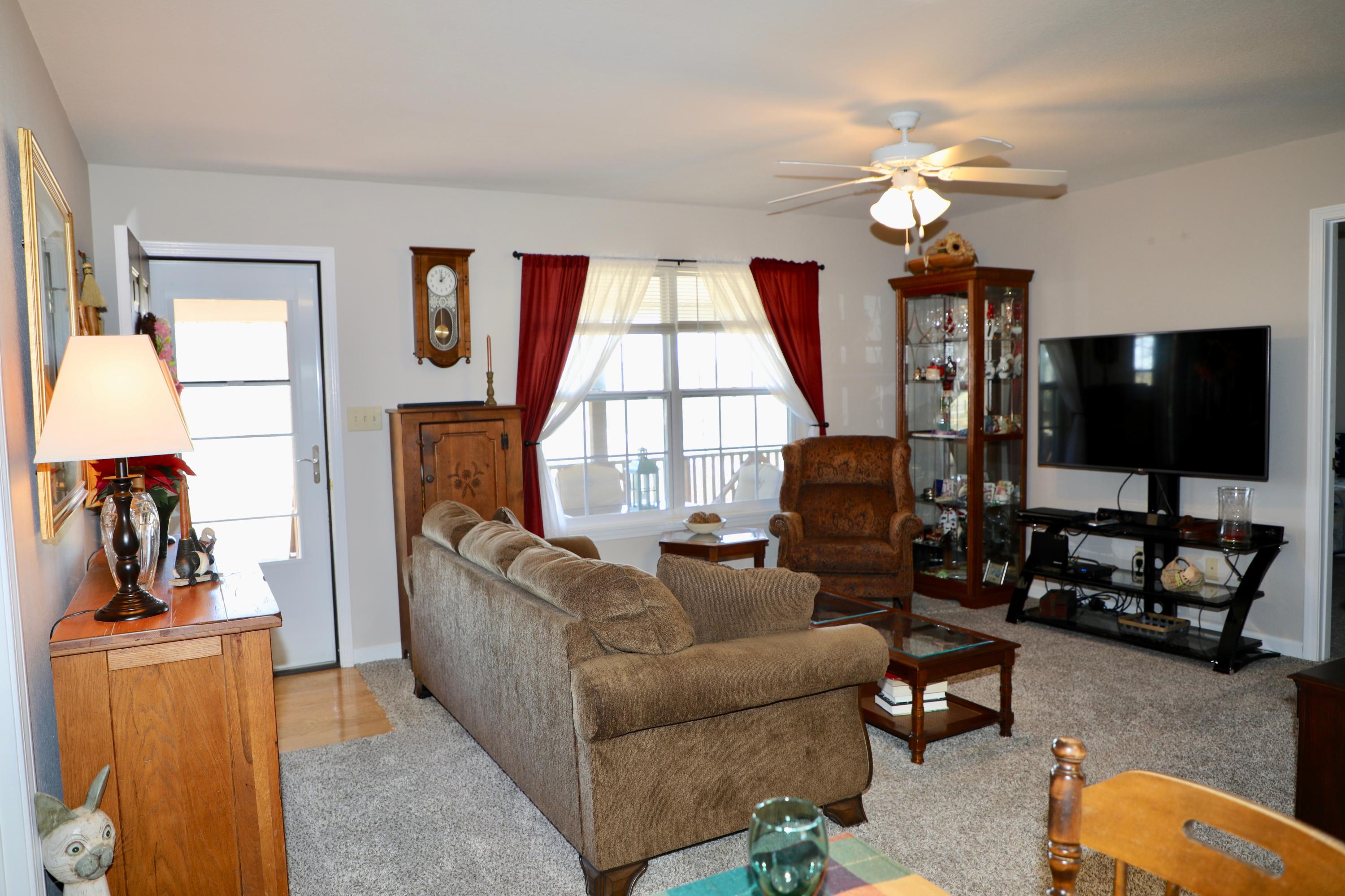 460 Sunnyside Road Sweetwater, TN 37874 - Photo 8 of 38 0Q1A0748