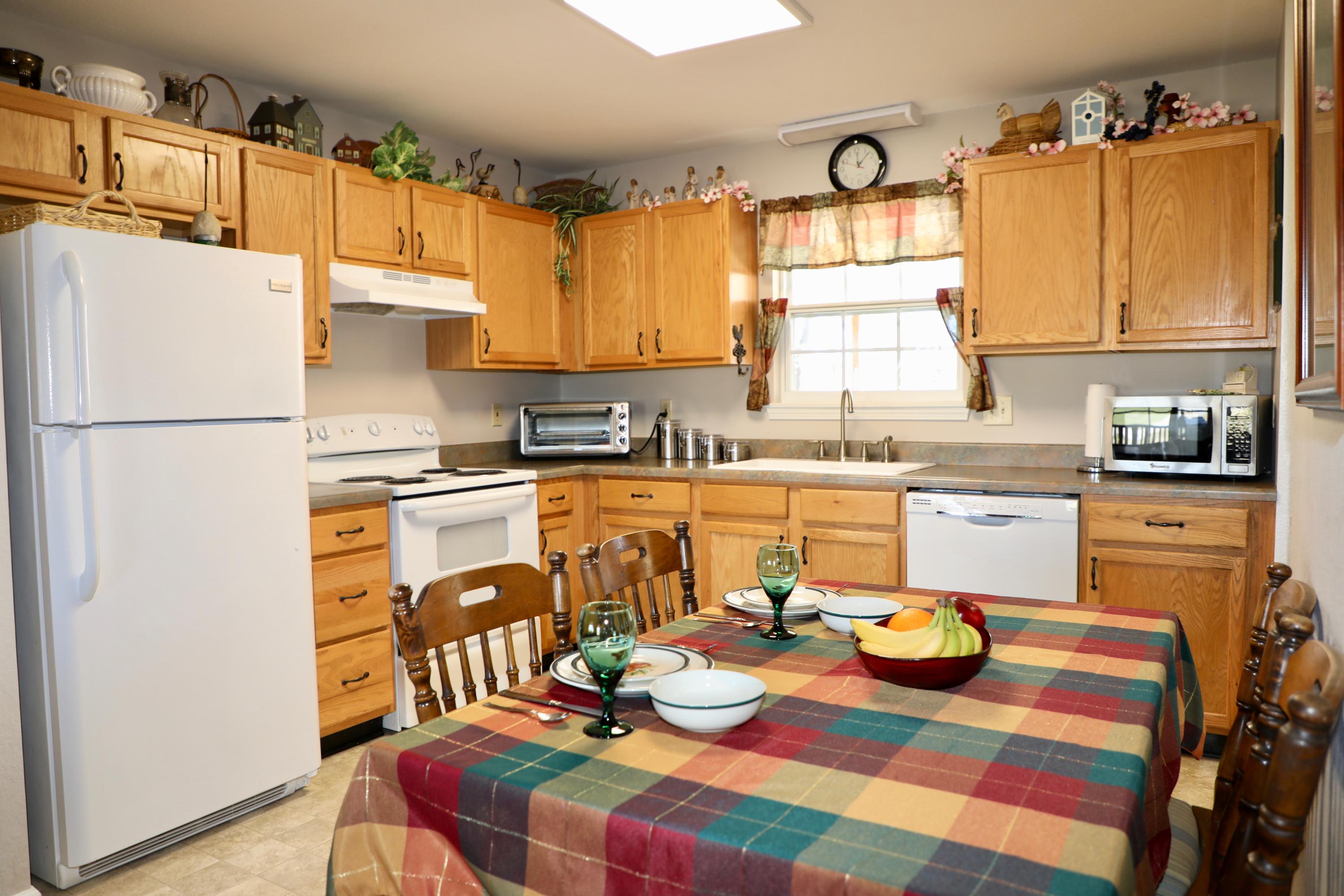 460 Sunnyside Road Sweetwater, TN 37874 - Photo 10 of 38 0Q1A0754