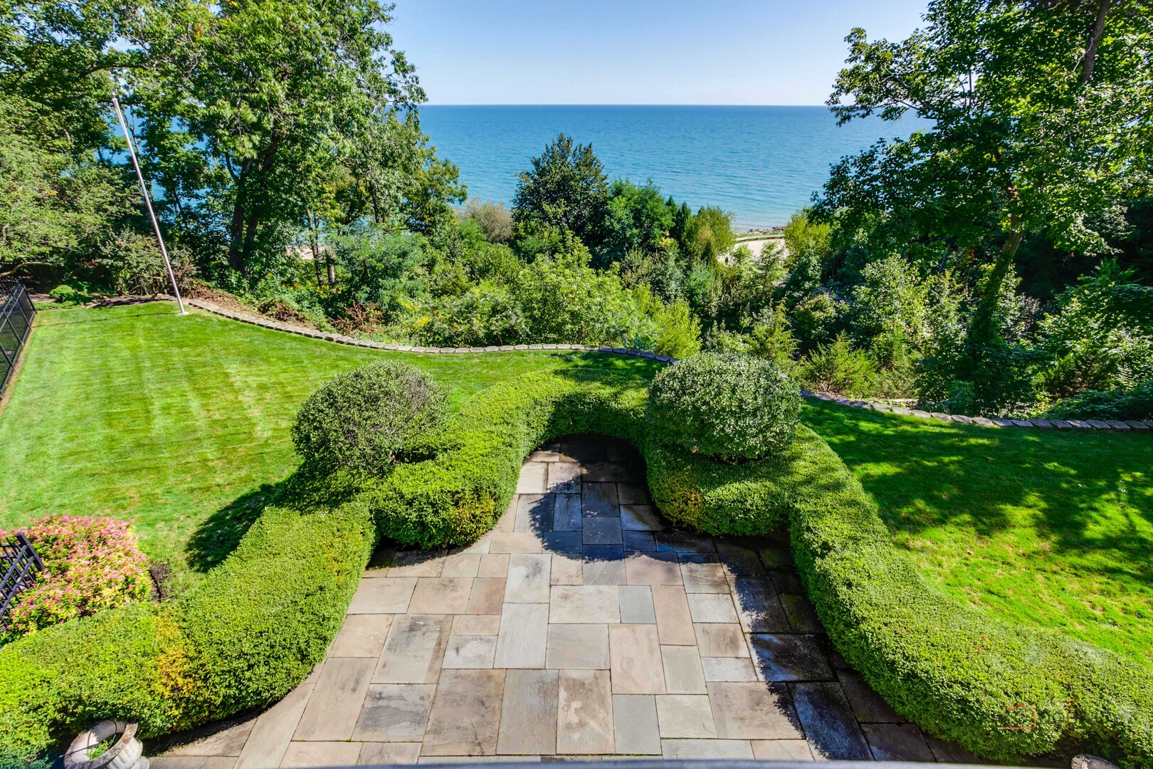 901 Lake Road Lake Forest, IL 60045 - Photo 6 of 60 Gallery Image 6