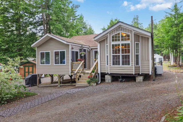 $225,000 | 257 Lakeside Drive, Fitzwilliam, NH 03447