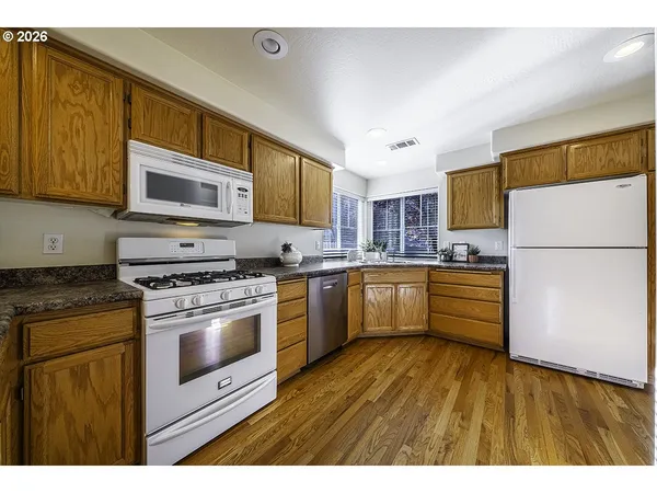 $437,000 | 3350 Edgewater Drive, Medford, OR 97504