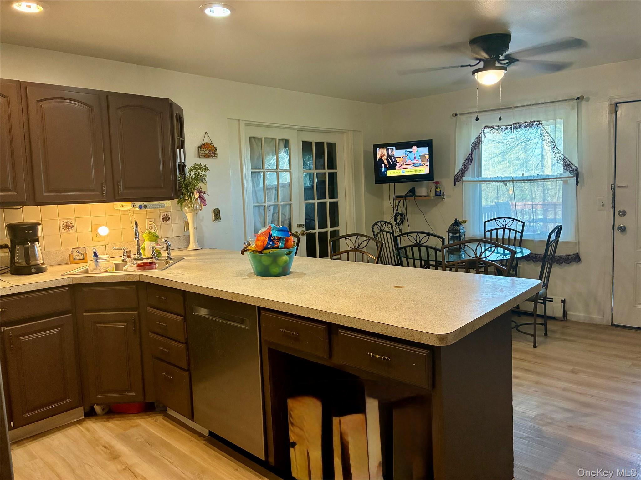 130 Scotland Hill Road Spring Valley, NY 10977 - Photo 6 of 25 Other view of eat in kitchen