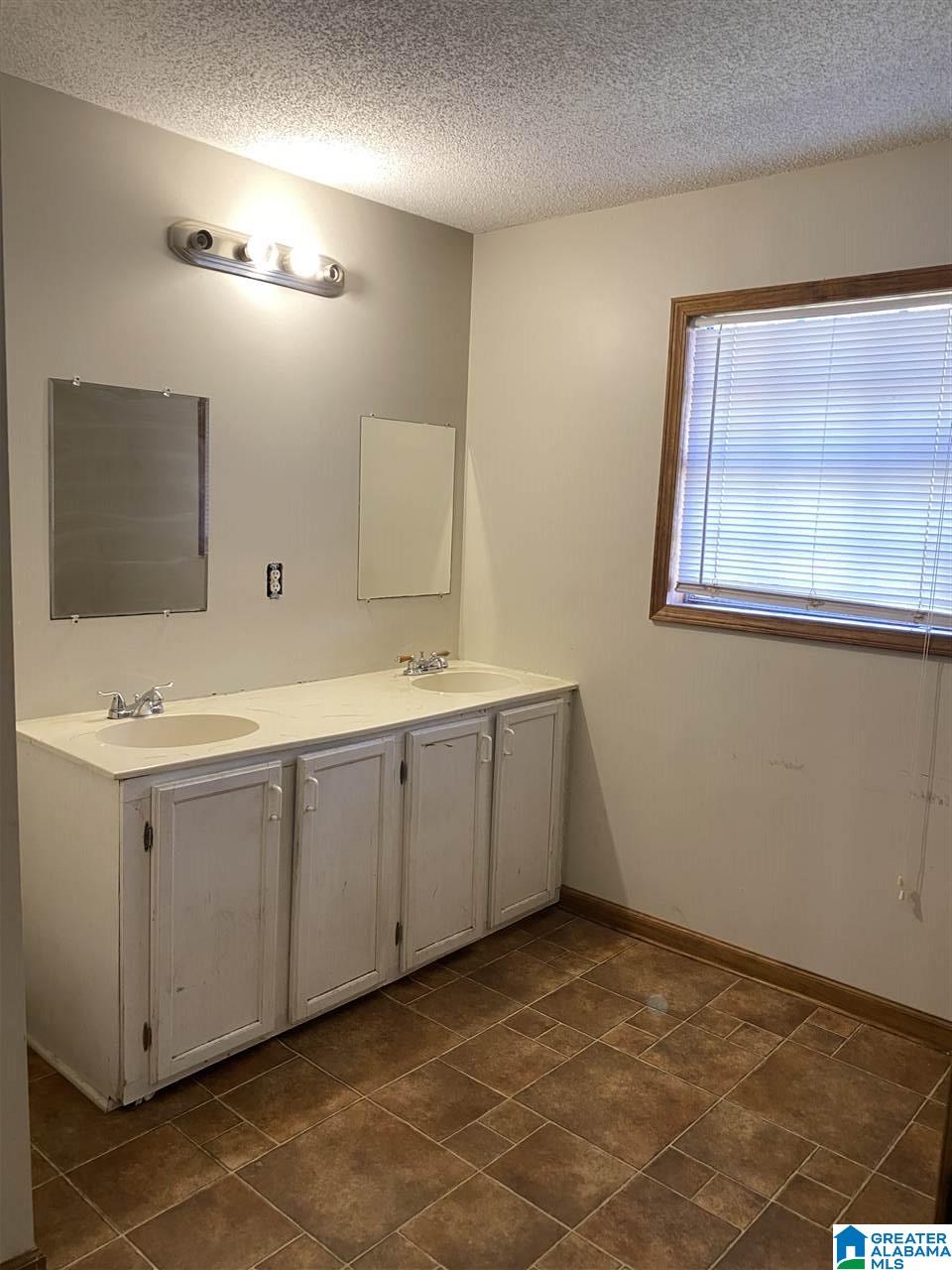 904 North Delaware Avenue Jasper, AL 35501 - Photo 17 of 23