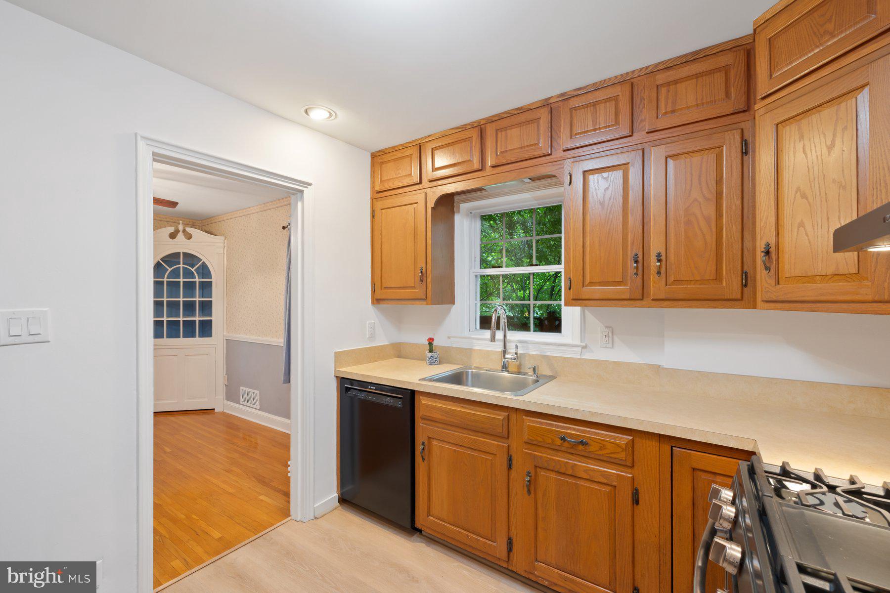 10402 Hayes Avenue Silver Spring, MD 20902 - Photo 10 of 45 kitchen