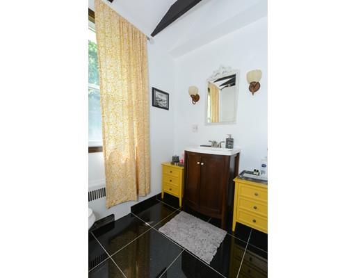 48 Morningside Road Worcester, MA 01602 - Photo 17 of 26