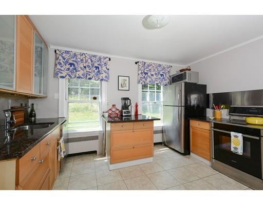 48 Morningside Road Worcester, MA 01602 - Photo 5 of 26