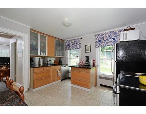 48 Morningside Road Worcester, MA 01602 - Photo 6 of 26