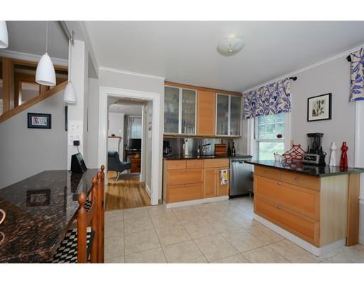 48 Morningside Road Worcester, MA 01602 - Photo 8 of 26
