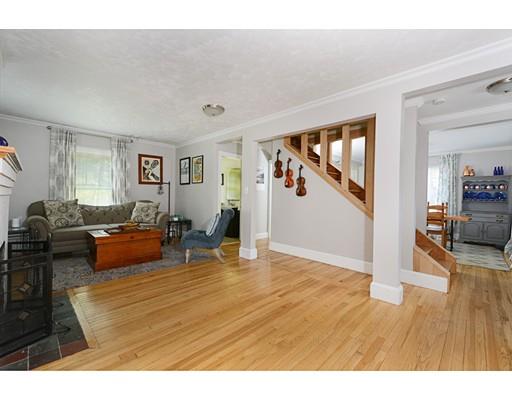 48 Morningside Road Worcester, MA 01602 - Photo 9 of 26