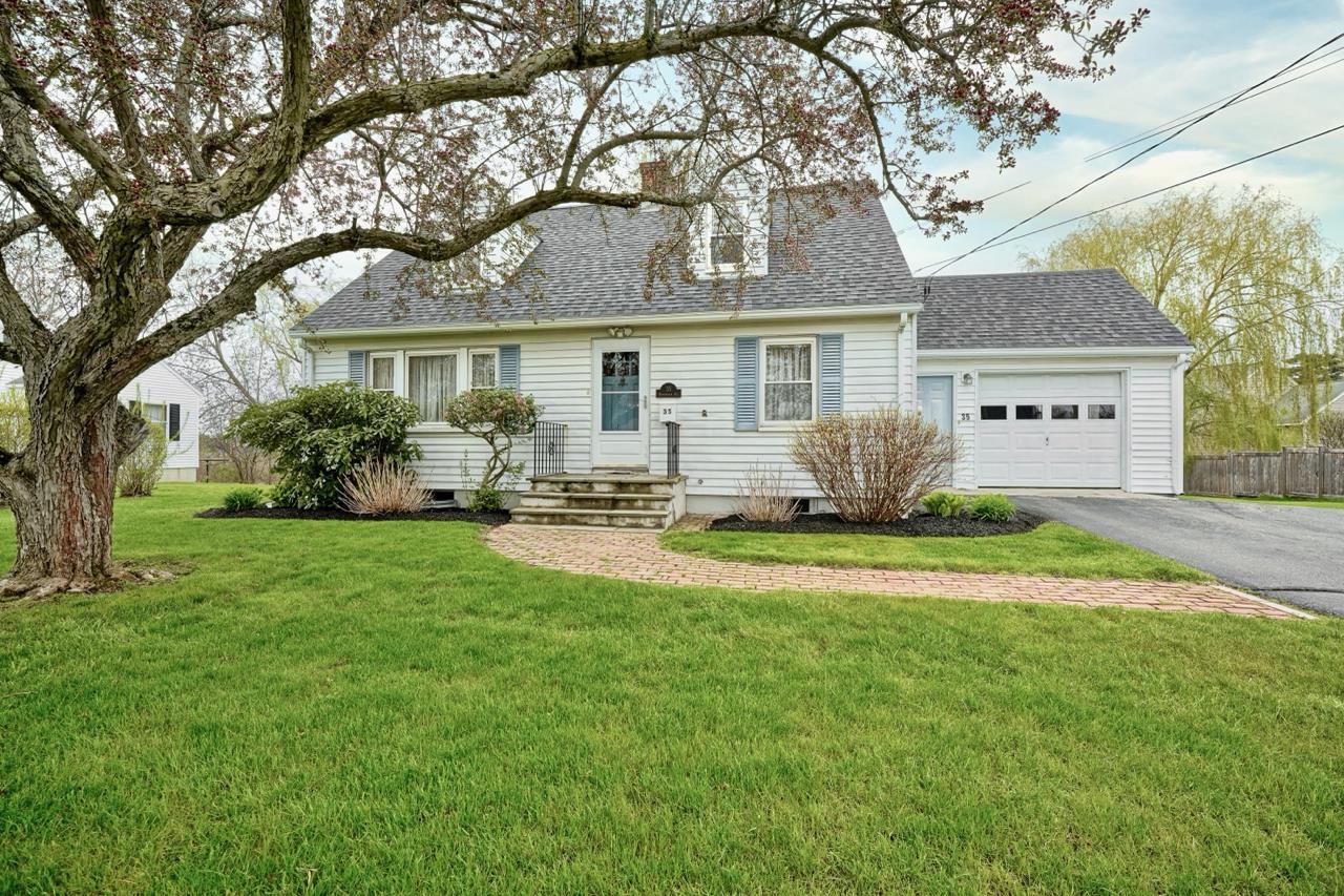 35 Rockingham Avenue Portsmouth, NH 03801 - Photo 1 of 31
