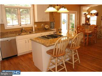 26 Turnstone Way Exton, PA 19341 - Photo 5 of 12 Kitchen