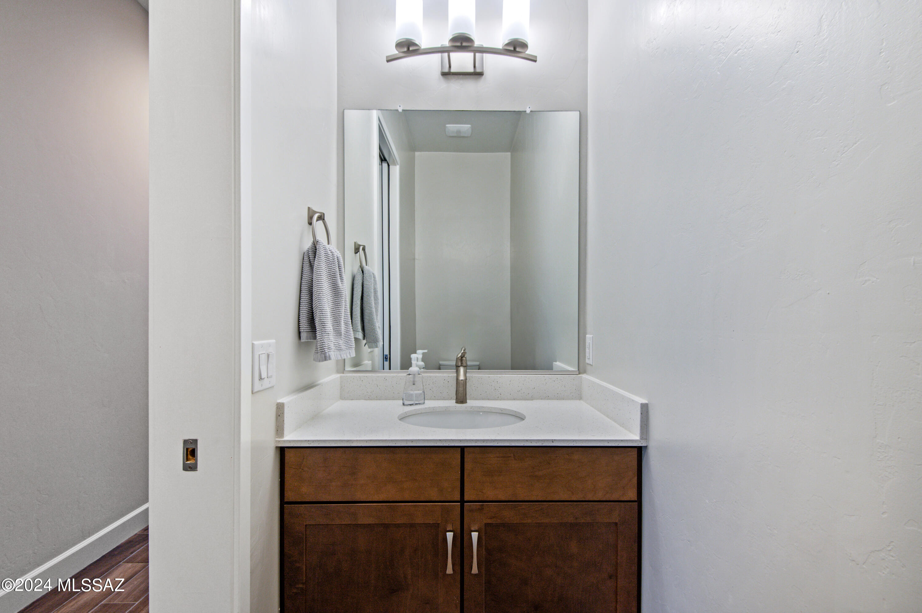 10556 East Ocotillo Rim Trail Vail, AZ 85641 - Photo 26 of 47 Powder Bath