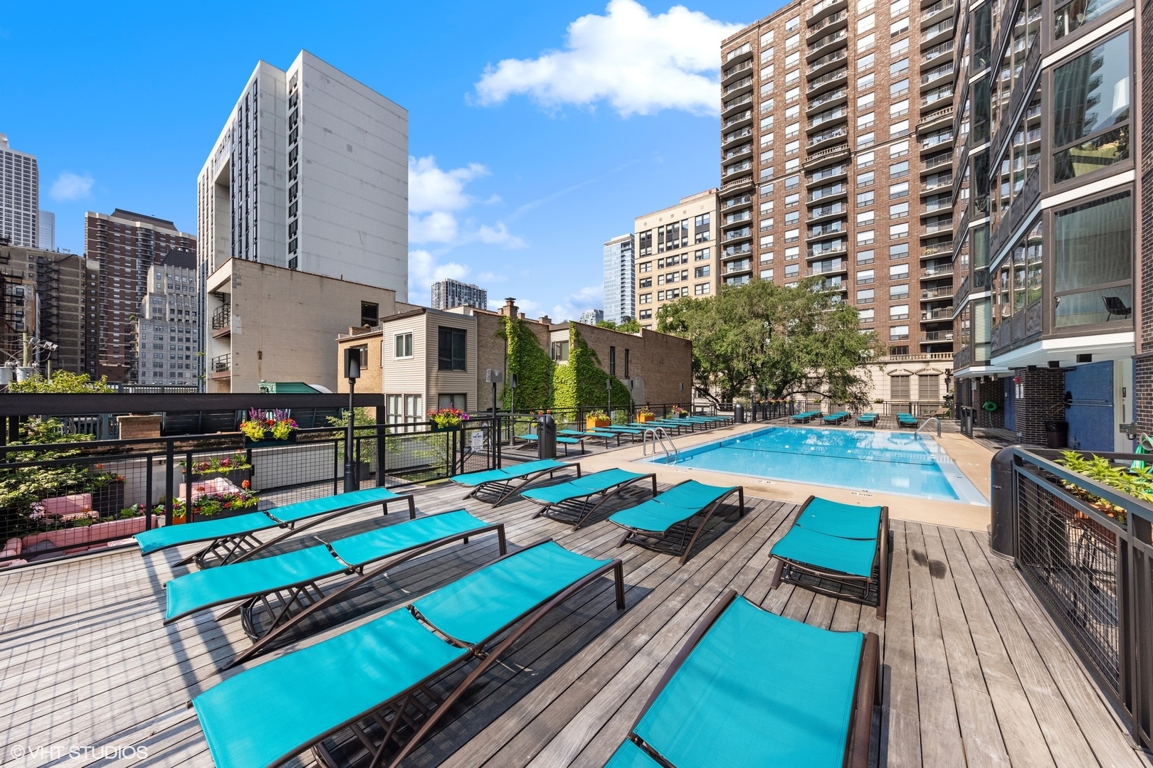 21 West Goethe Street, Unit 8DE Chicago, IL 60610 - Photo 20 of 22 a city view with tall buildings