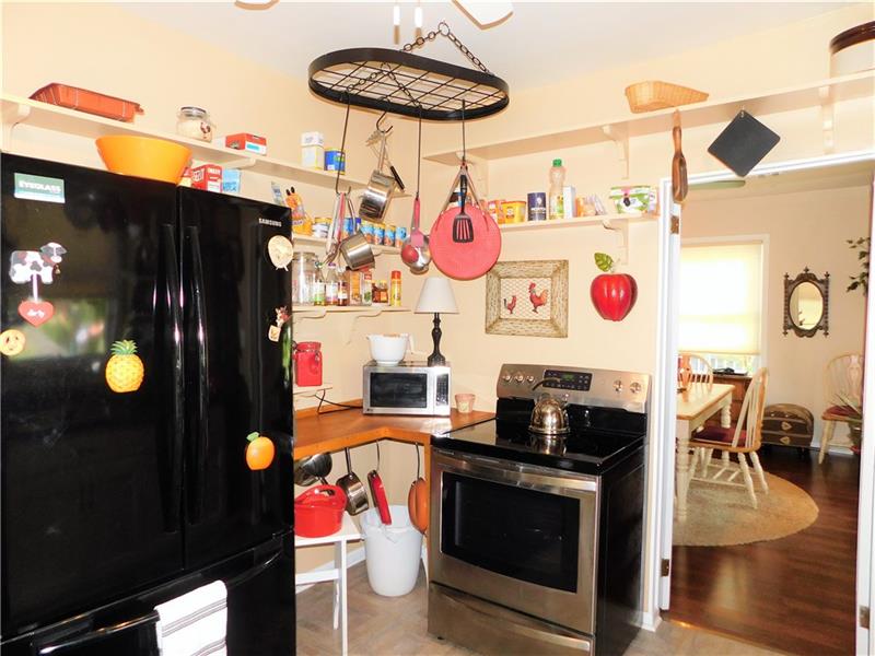 614 Ridgeway Street Greensburg, PA 15601 - Photo 9 of 23 Gallery Image 9