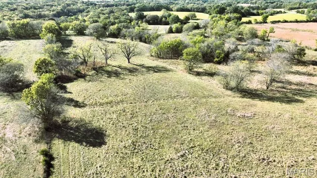 $137,700 | 0 Cr 2407 Other Mo 65230, Armstrong, MO 65230