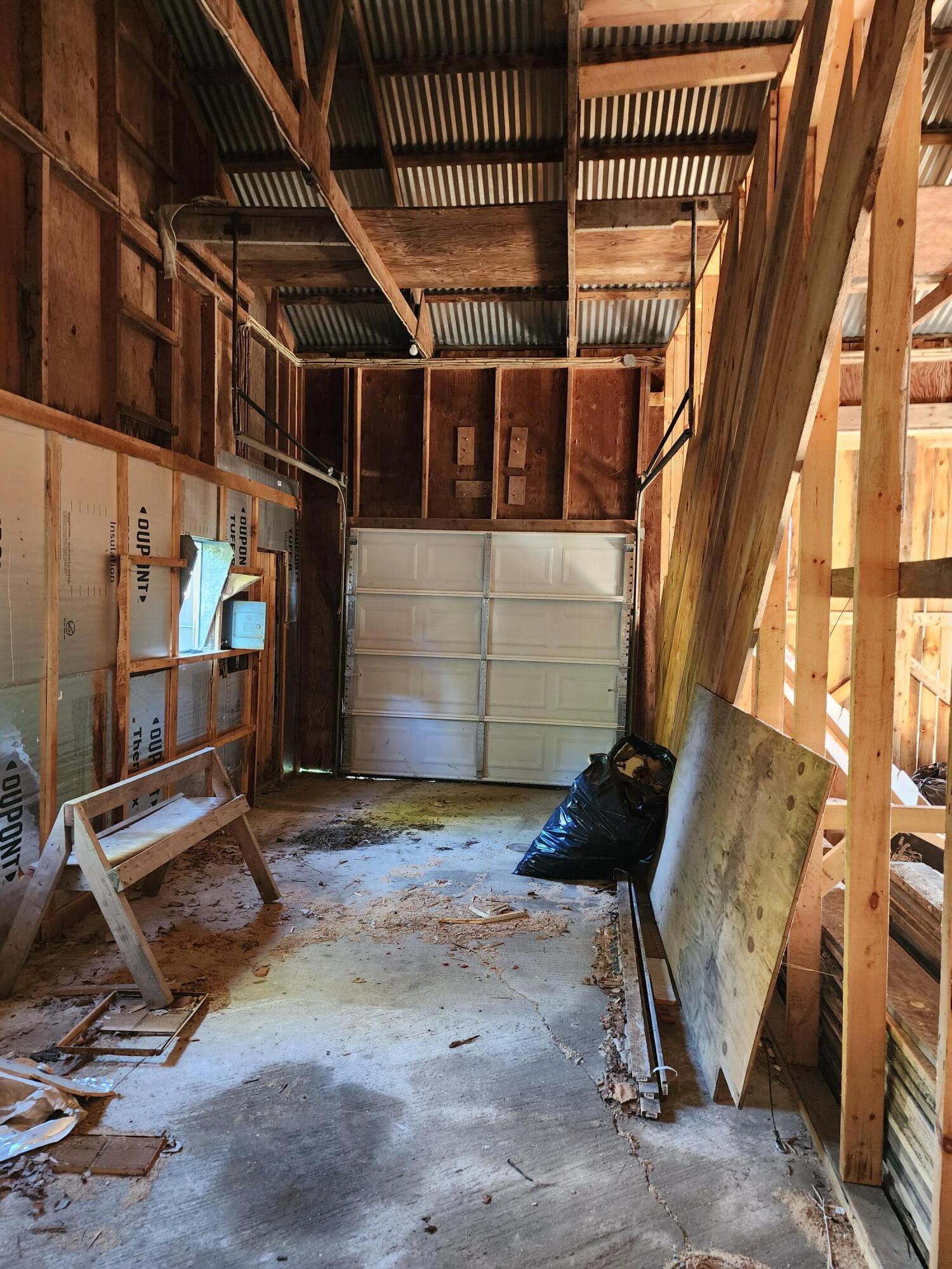 40 School Street Brooks, ME 04921 - Photo 5 of 22 20220914_082039
