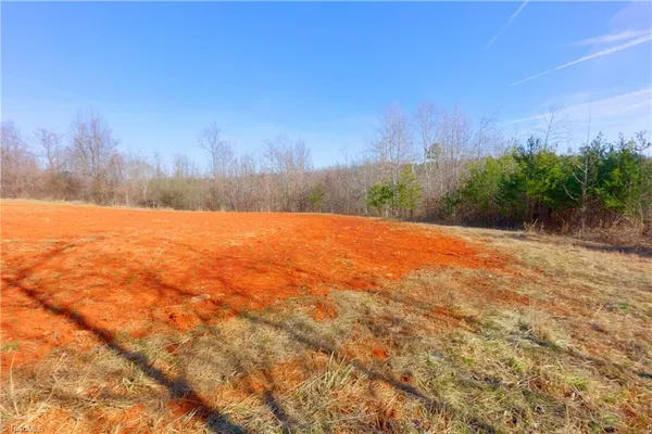 $324,900 | 7-8 Roby Fulk Road, Pinnacle, NC 27043
