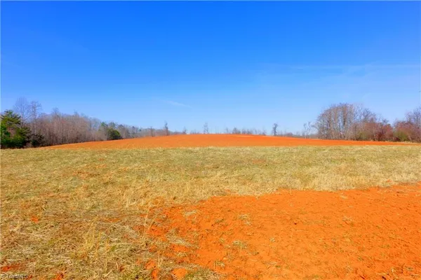 $324,900 | 7-8 Roby Fulk Road, Pinnacle, NC 27043