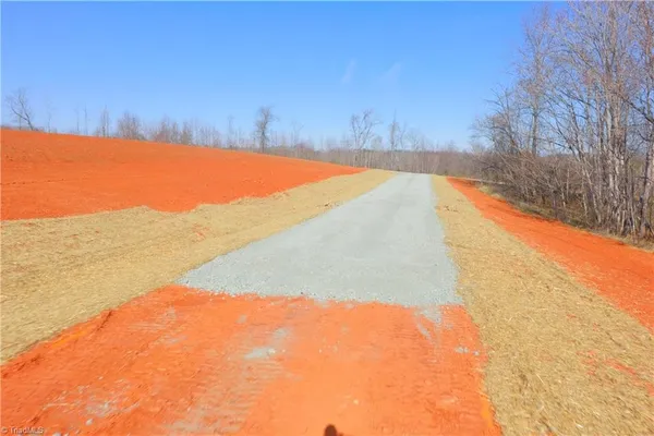 $324,900 | 7-8 Roby Fulk Road, Pinnacle, NC 27043