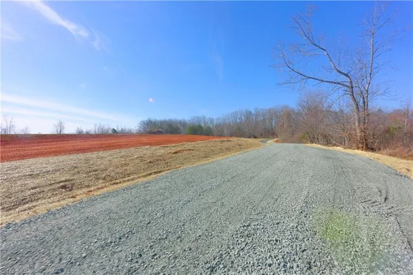 $324,900 | 7-8 Roby Fulk Road, Pinnacle, NC 27043