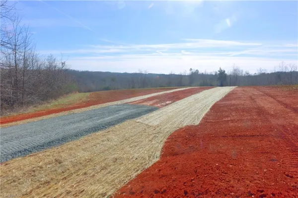 $324,900 | 7-8 Roby Fulk Road, Pinnacle, NC 27043