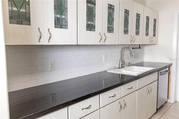 $2,650 | 16204 Tampa Street, Lutz, FL 33548