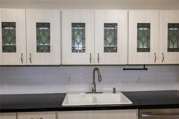 $2,650 | 16204 Tampa Street, Lutz, FL 33548