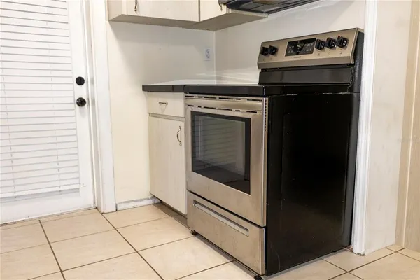 $2,650 | 16204 Tampa Street, Lutz, FL 33548