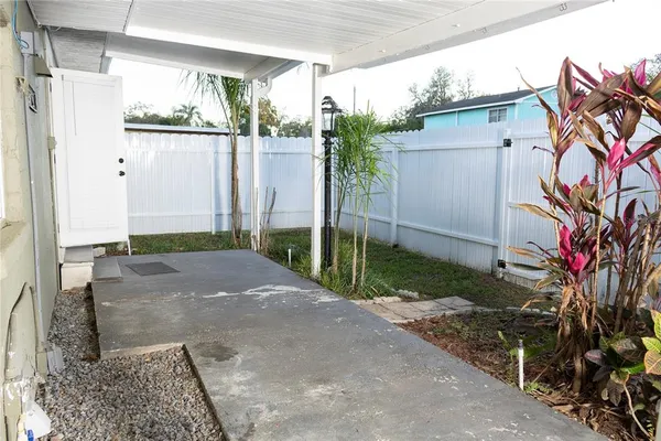 $2,650 | 16204 Tampa Street, Lutz, FL 33548