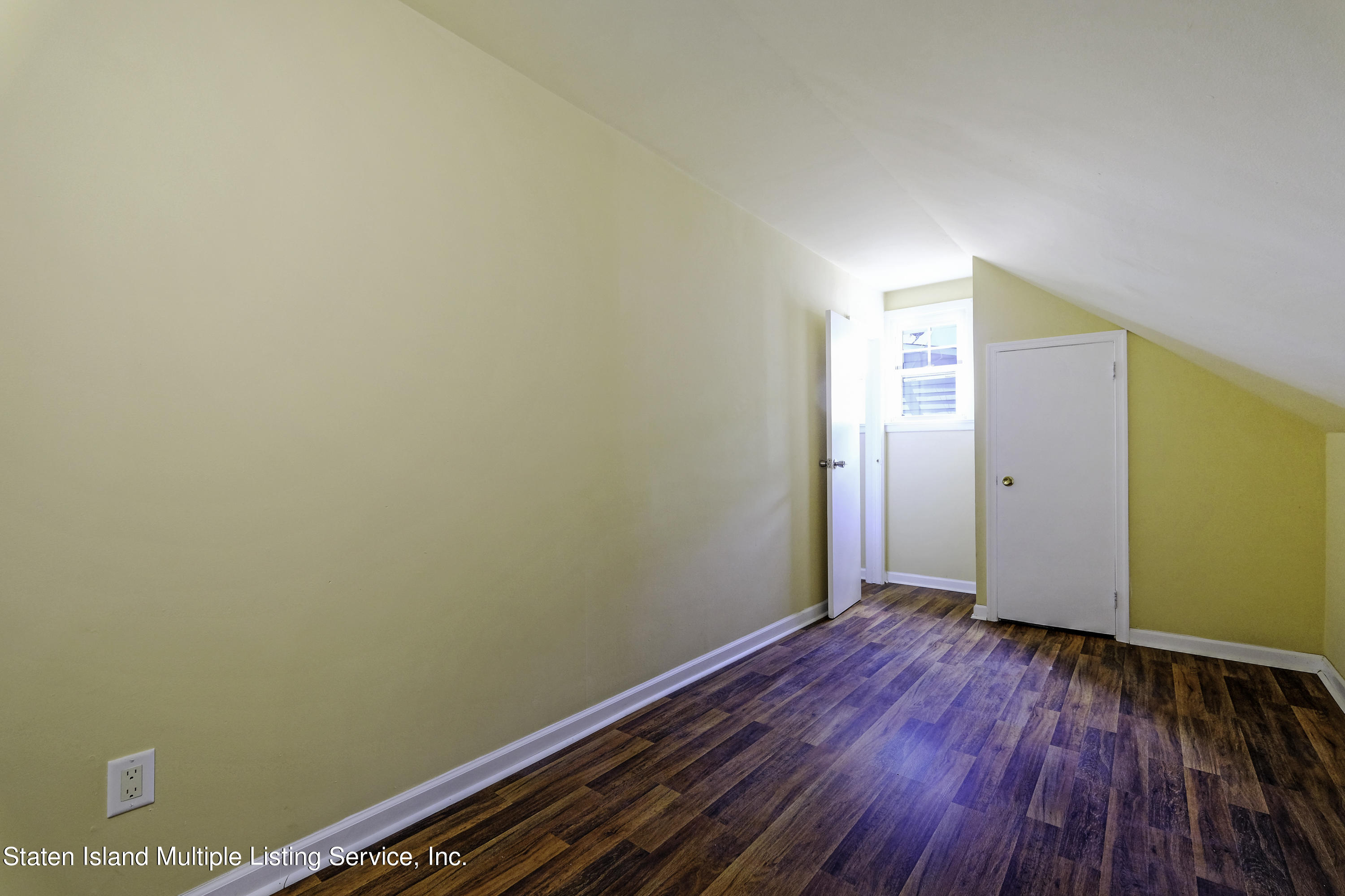 21 Lakeland Road Staten Island, NY 10314 - Photo 18 of 22 ' 21 Lakeland Rd Staten Island, NY 10314