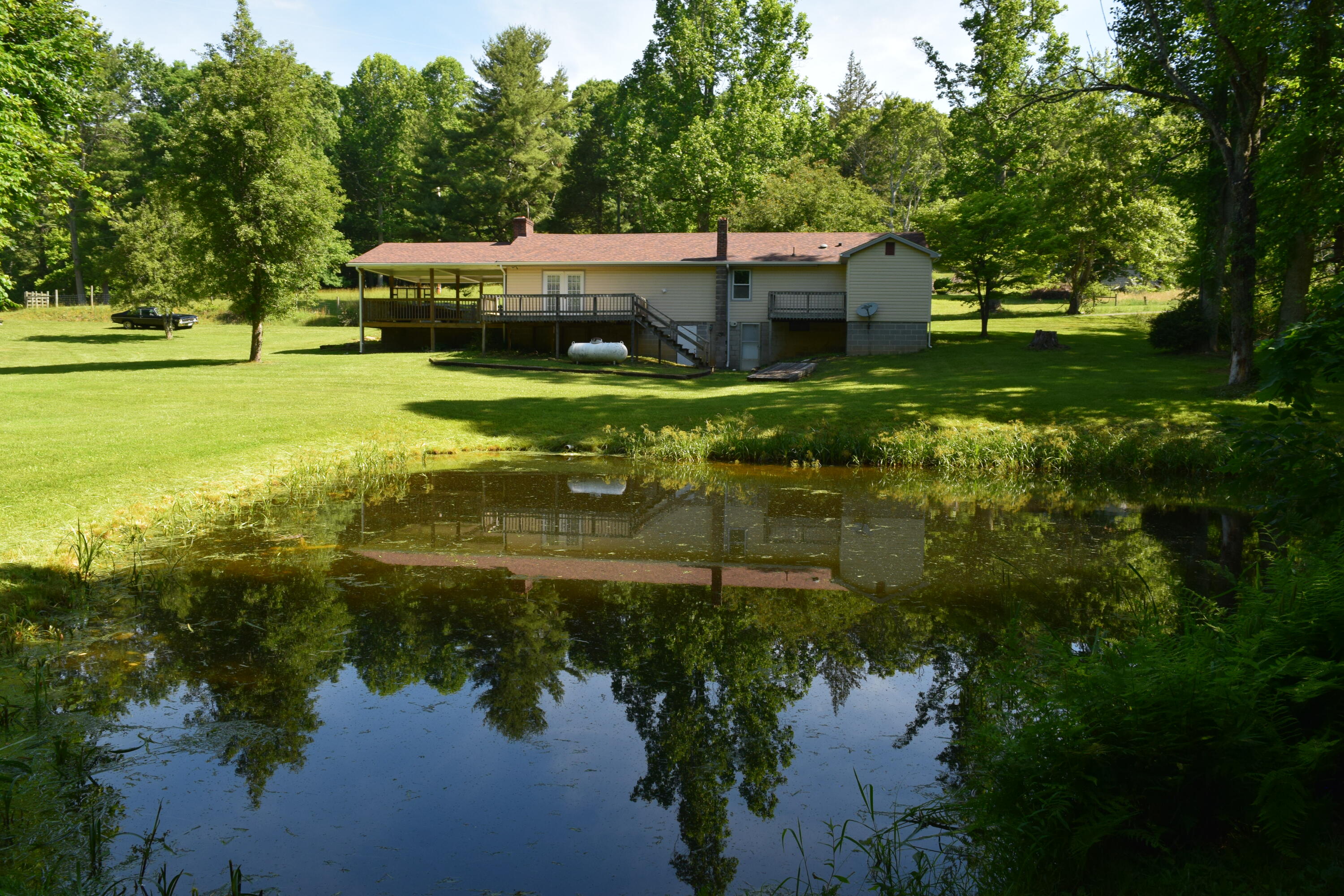 812 Conner Grove Road Southwest Willis, VA 24380 - Photo 11 of 87 DSC_0013