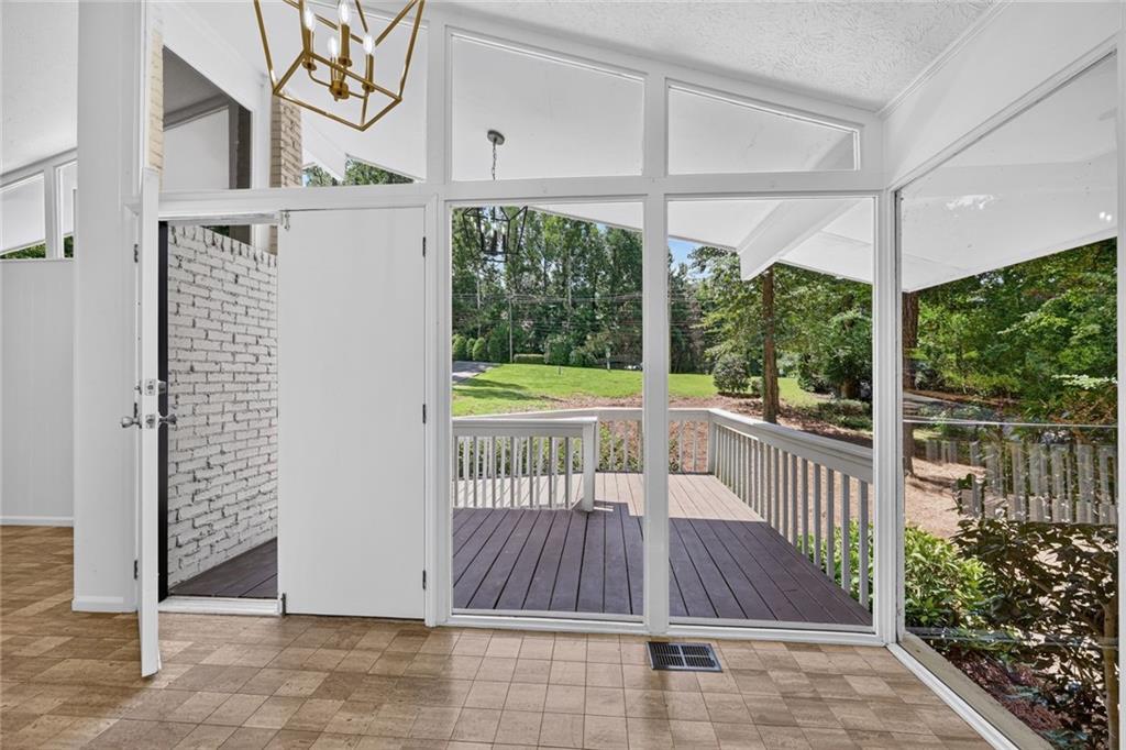 1714 South Johnson Ferry Road Northeast Atlanta, GA 30319 - Photo 10 of 37