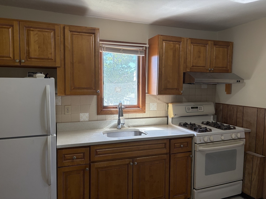 256 A Holbrook Road, Unit A Quincy, MA 02171 - Photo 9 of 13