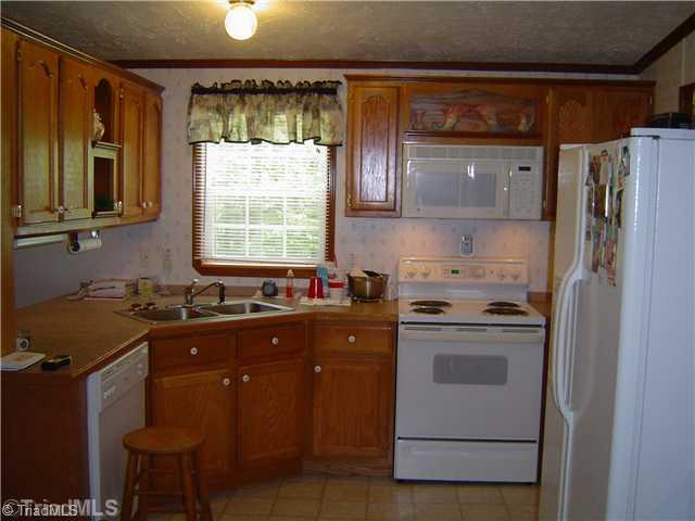 5936 Austin Little Mountain Road Ronda, NC 28670 - Photo 14 of 16 Other.