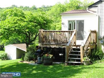 1170 New Philadelphia Road Pottstown, PA 19465 - Photo 10 of 12 Deck