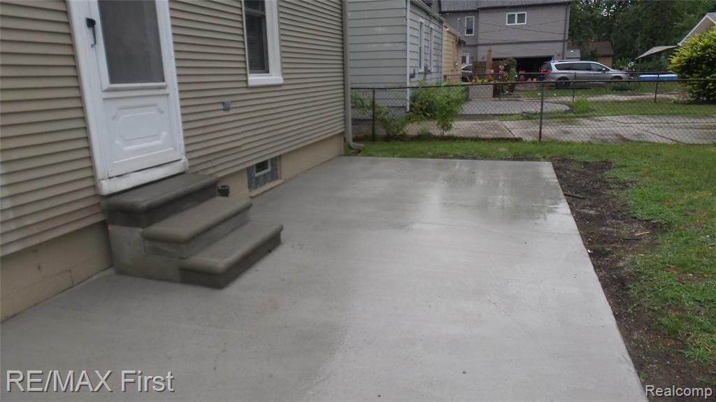 2350 Cambridge Road Berkley, MI 48072 - Photo 29 of 29