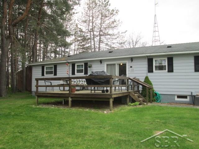 5645 South Raucholz Road Hemlock, MI 48626 - Photo 19 of 21 Deck