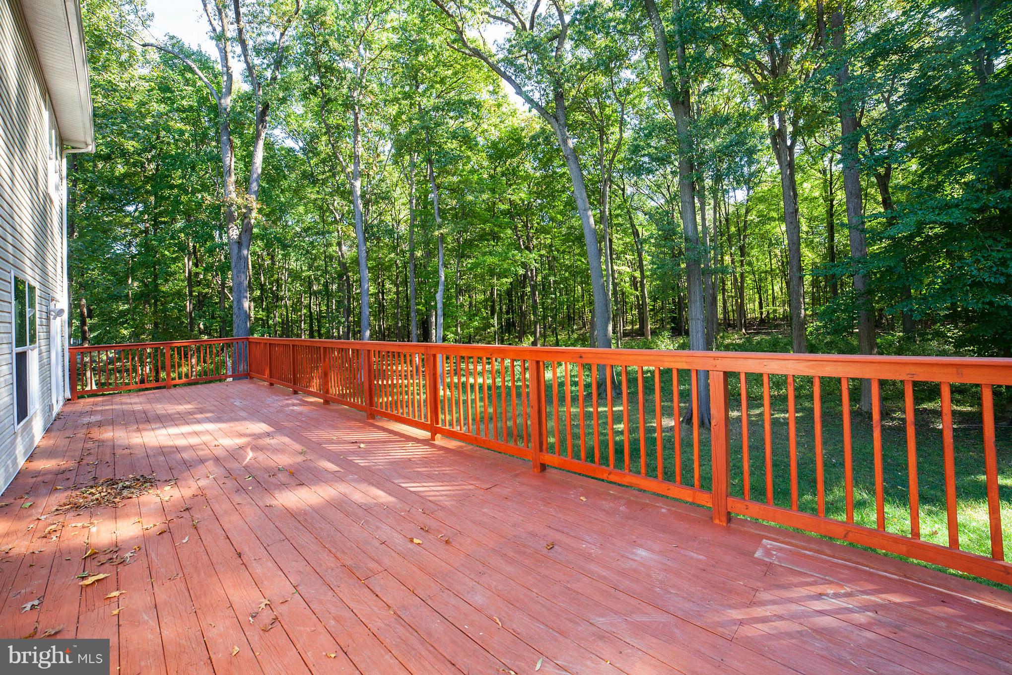 320 W Road Baltimore, MD 21221 - Photo 12 of 30 a view of a balcony with wooden floor