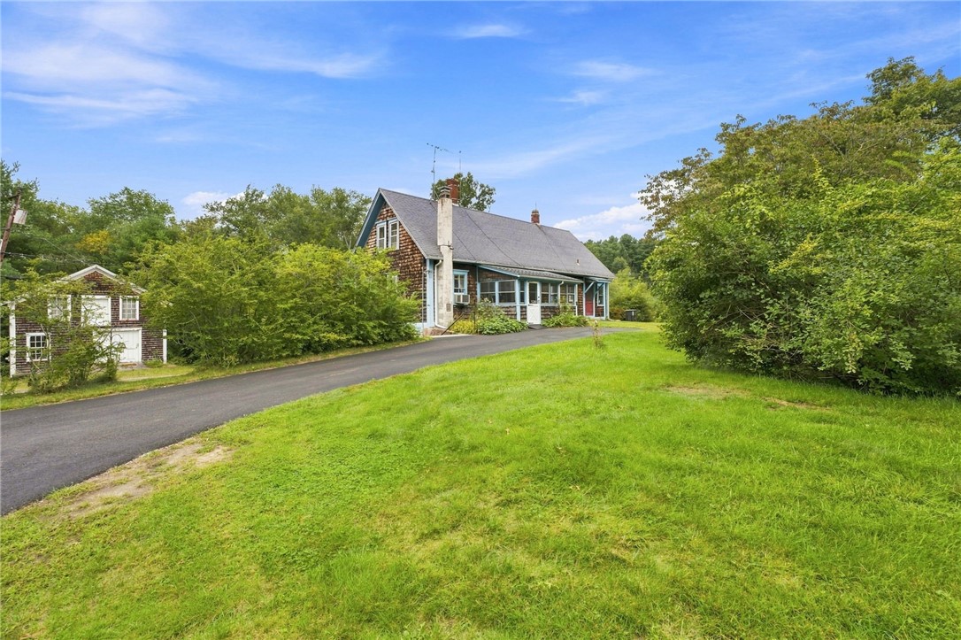 32 Hopkins Hollow Road Coventry, RI 02827 - Photo 3 of 45 Gallery Image 3
