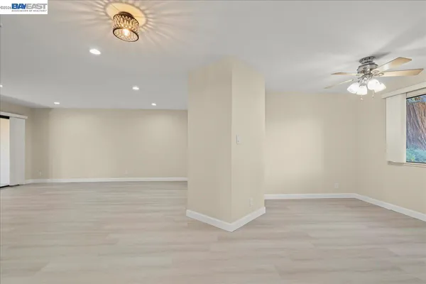 $2,850 | 999 Evelyn Terrace West, Unit 95, Sunnyvale, CA 94086