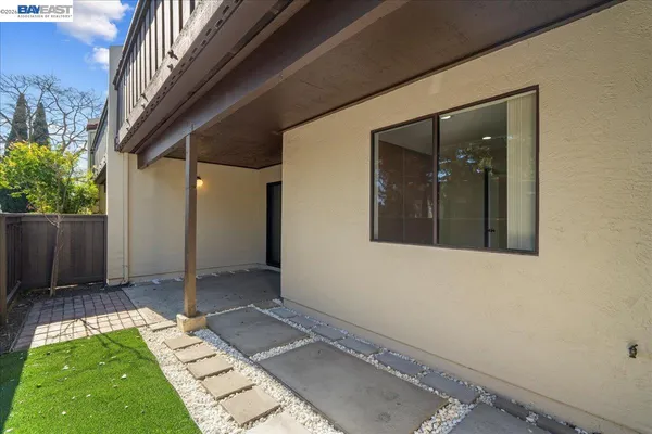 $2,850 | 999 Evelyn Terrace West, Unit 95, Sunnyvale, CA 94086