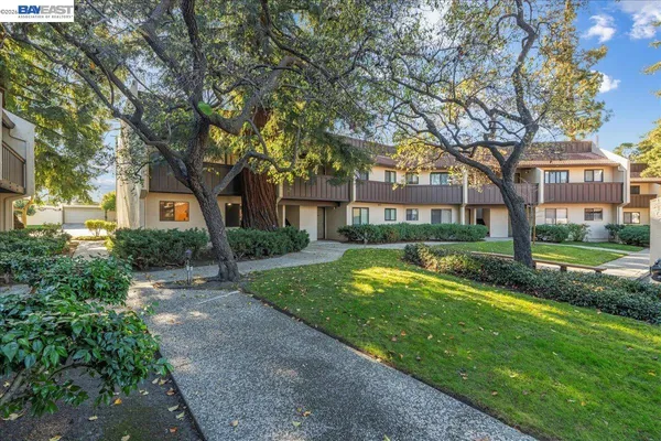 $2,850 | 999 Evelyn Terrace West, Unit 95, Sunnyvale, CA 94086